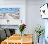 6 Double bed all en-suite high end property for companies-contractors.