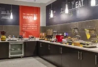 Hampton Inn & Suites Worcester - breakfast