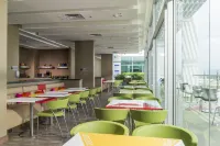 Hampton Inn by Hilton Valledupar - servizio colazione