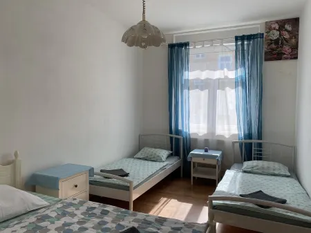 Family Apartment No 14 im Stadtzentrum am Park Teplice Отели рядом с достопримечательностью «Lázeňský park»