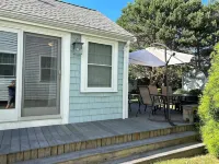 Charming 3-bedroom house with AC & WiFi in Hull; steps to Nantasket beach Hotels in Hull