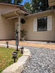 Spacious Farmhouse Near Fort Novosel Family Friendly