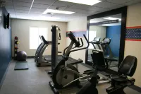 Hampton Inn Topeka - Gym