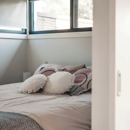 Little Roaring Beach Shack - cosy beachside retreat, Dover, Huon Valley.