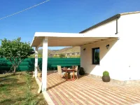 TRE NOCI HOUSE: near the sea