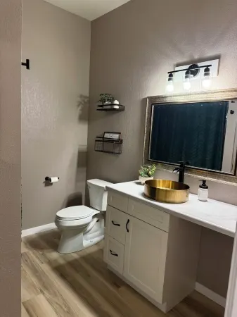 Linda's Lookout - Country Charm Отели в г. Jefferson County