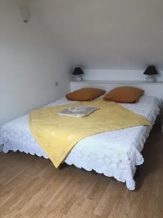 Country house, close to beaches, fishing ports.Breton specialties