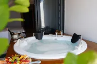 Vice City Beach Resort Otel - Hot Tub