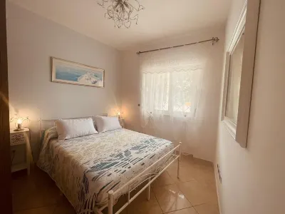 Cozy retreat 300mt from the Sea, Your corner of Relax and Comfort in Neptune! Hotels near Nettuno