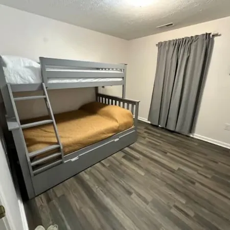 Casa Bonita 1block from PMRP