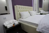 The Rudaki Apartment - Suite with City View 7