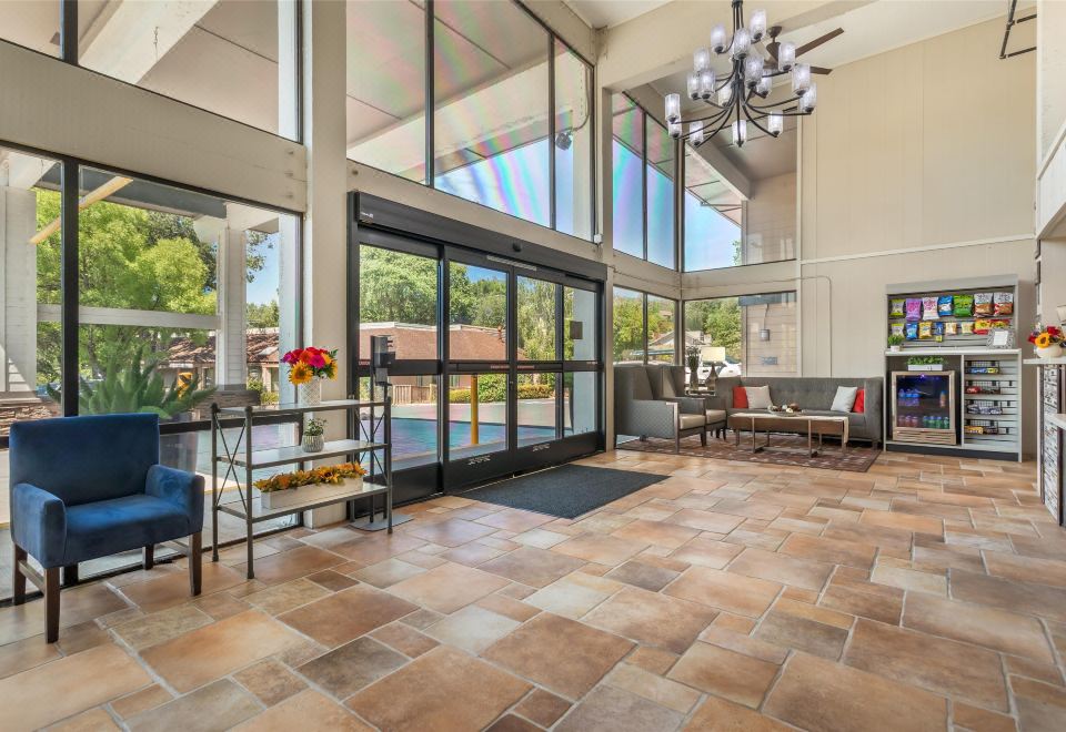 Best Western Plus Sonora Oaks Hotel and Conference CenterOver view