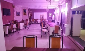 Kenbrill Hyatt Hotel