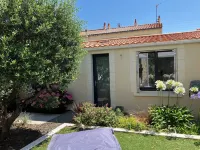 Quiet apartment 5 minutes from the Sables d'Olonne embankment.