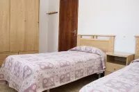 Caracas 11 apartment, 500 ms from Silgar beach