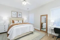 Spacious and Quiet 3-bedroom townhome with WiFi and AC in Acworth