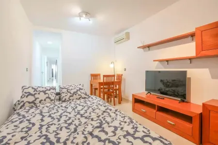 Downtown: Penthouse 2 bedrooms with terrace Отели в г. Дос-Эрманас