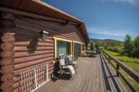Henry's Lake Eagle Lodge+WIFI+ 20 m to Yellowstone