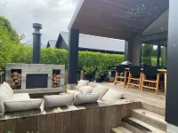 Modern Retreat in Lynmore, Rotorua Hotels in Lynmore