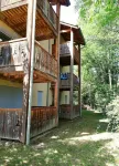 Quiet Residence 700m from Ax-Les-Thermes Town Center. Pets Allowed