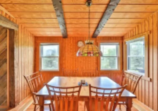 Delightful 3-bedroom chalet with WiFi in Windham