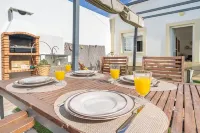 Assenta Beach House - 2 bedroom house with patio