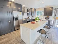 Homey Place in Sechelt , close to town and beaches Hotels in Sechelt