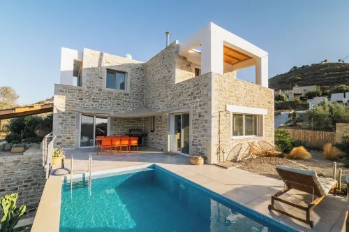 Beautiful natural stone vacation home in the south of Crete (Kamilari) - sea view!