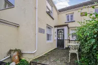 Seaview Cottage, dog friendly, Appledore