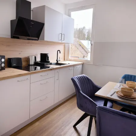 Design apartment with king-size beds & balcony