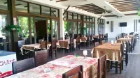 Nana Buri Hotel