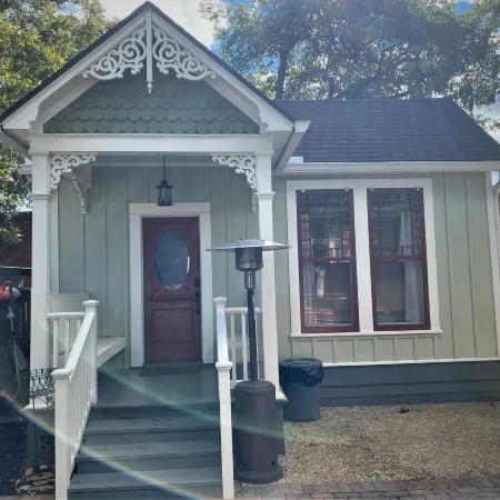 La Casita on Simon