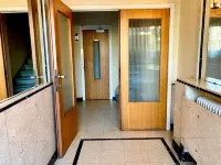 NEW! Spacious, bright 2-bedrm, Ixelles Solbosch, great amenities.  2-wk+ stays