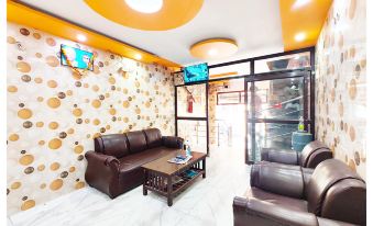 Goroomgo Krishna Palace Charbagh Lucknow