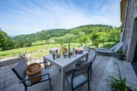 La Ferme de Jean Entre Lacs et Montagnes Hotels in Cleurie