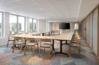 Hampton by Hilton Paris Charles de Gaulle Airport Hotel a Roissy-en-France