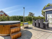 "Gudmundine" - 350m to the Fjord Hotels in Hemmet