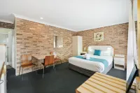 Garden City Motor Inn