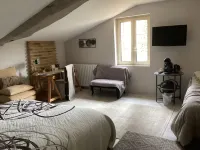 Le Bois de Montpouillan Hotels in Lamothe-Landerron