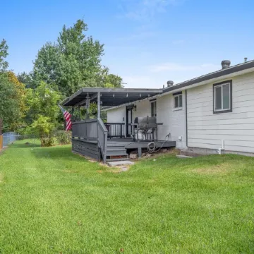 New-Bright-Stylish-City Center 4 Bedroom 3 Bath Home with Office