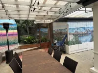 Pet Friendly Beach Cottage - Walk to town and beach     STVR PERMIT BLRE1241169