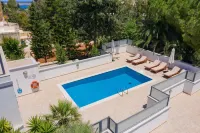 Villa Stephanotis 3 Bedroom with Private Pool