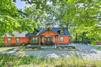 Pet-Friendly Branson Area Home: Hot Tub, Game Room - Badekar