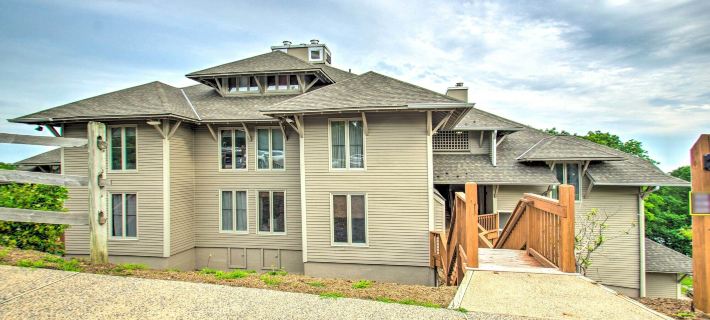 Idyllic Wintergreen Condo w/ Resort Amenities Hotels in Nelson County