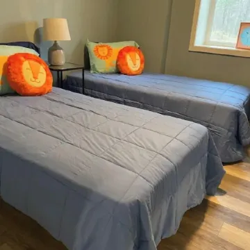 Halfmoon Hot Tub Retreat