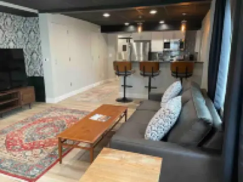 Newly Renovated Downtown Gem!