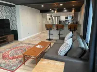 Newly Renovated Downtown Gem!