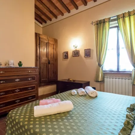 Apartment in Todi with Pool and Garden