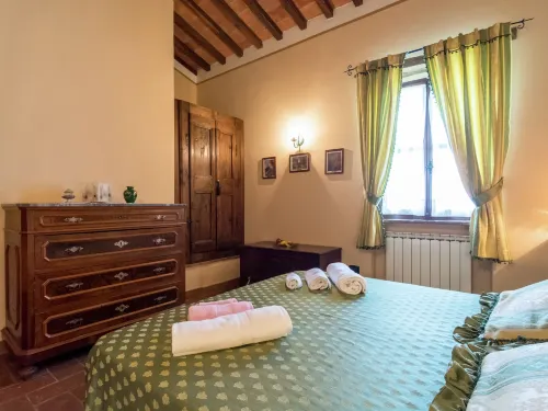 Apartment in Todi with Pool and Garden