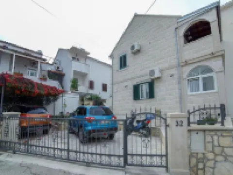 Apartment MARIJANA - Two bedroom Apartment with Terrace